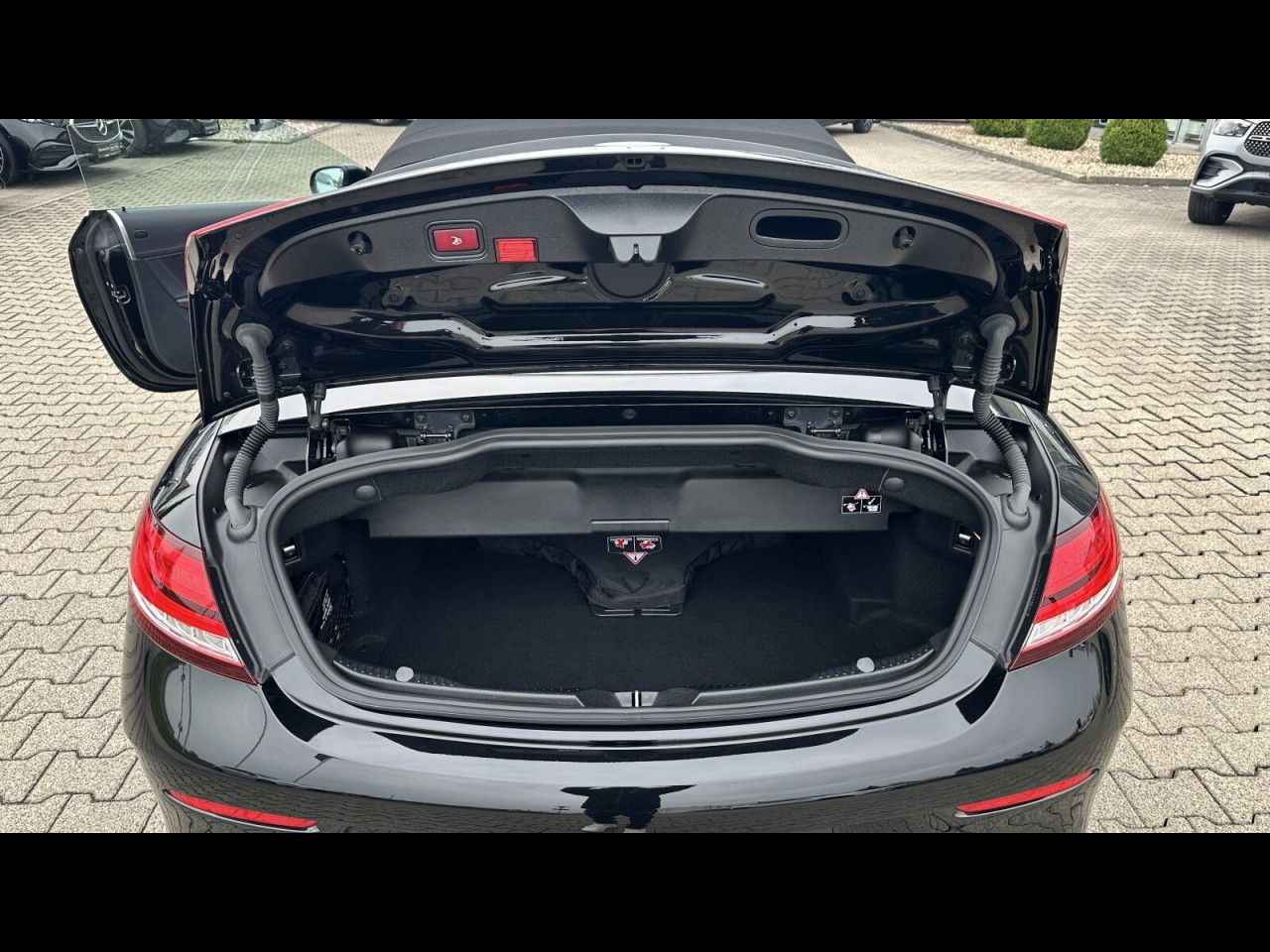 Fahrzeugbild 26 / 30