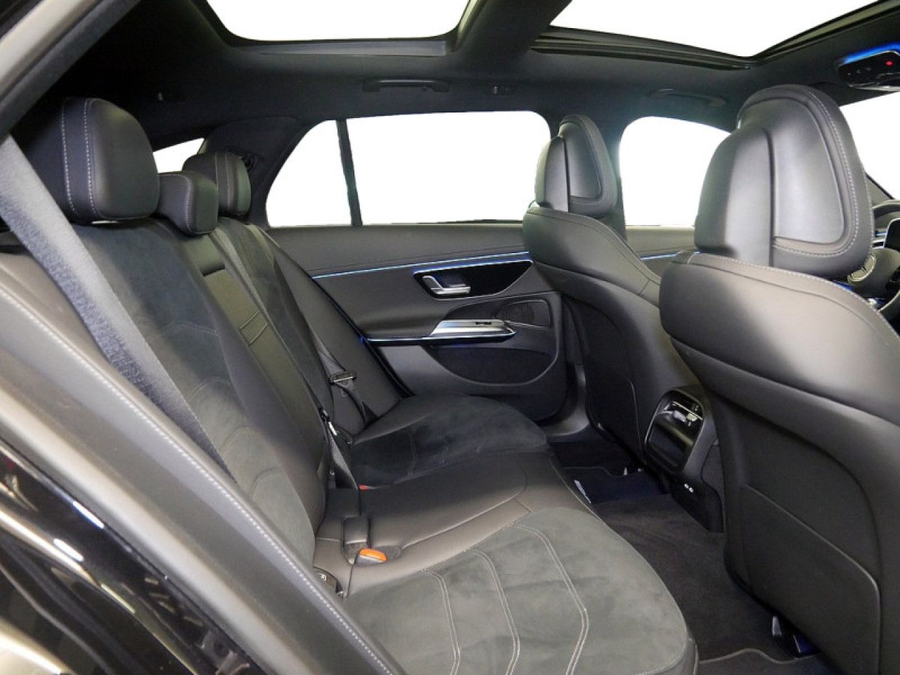 Mercedes-Benz E-Klasse – Bild 6