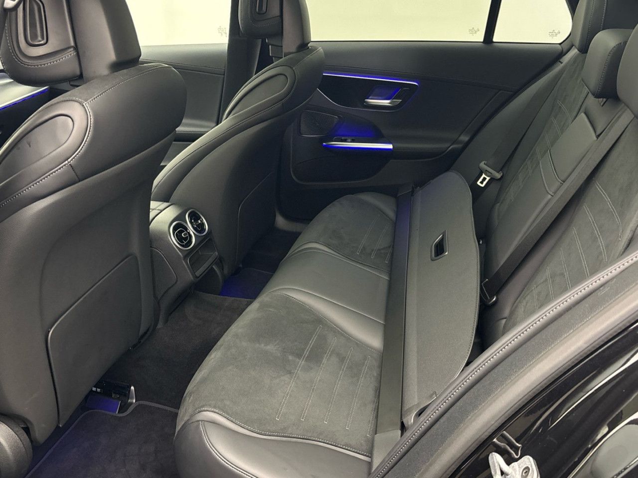 Mercedes-Benz C-Klasse – Bild 16