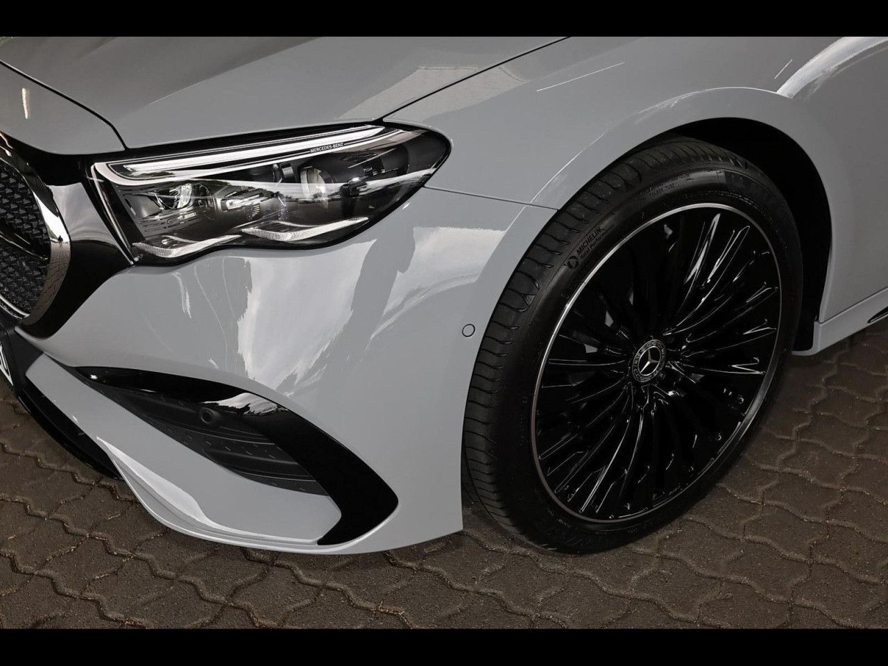 Mercedes-Benz E-Klasse – Bild 3