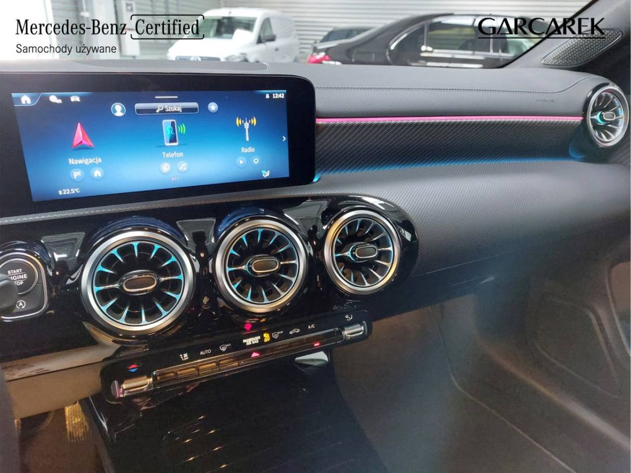 Zdjęcie pojazdu 19 / 21