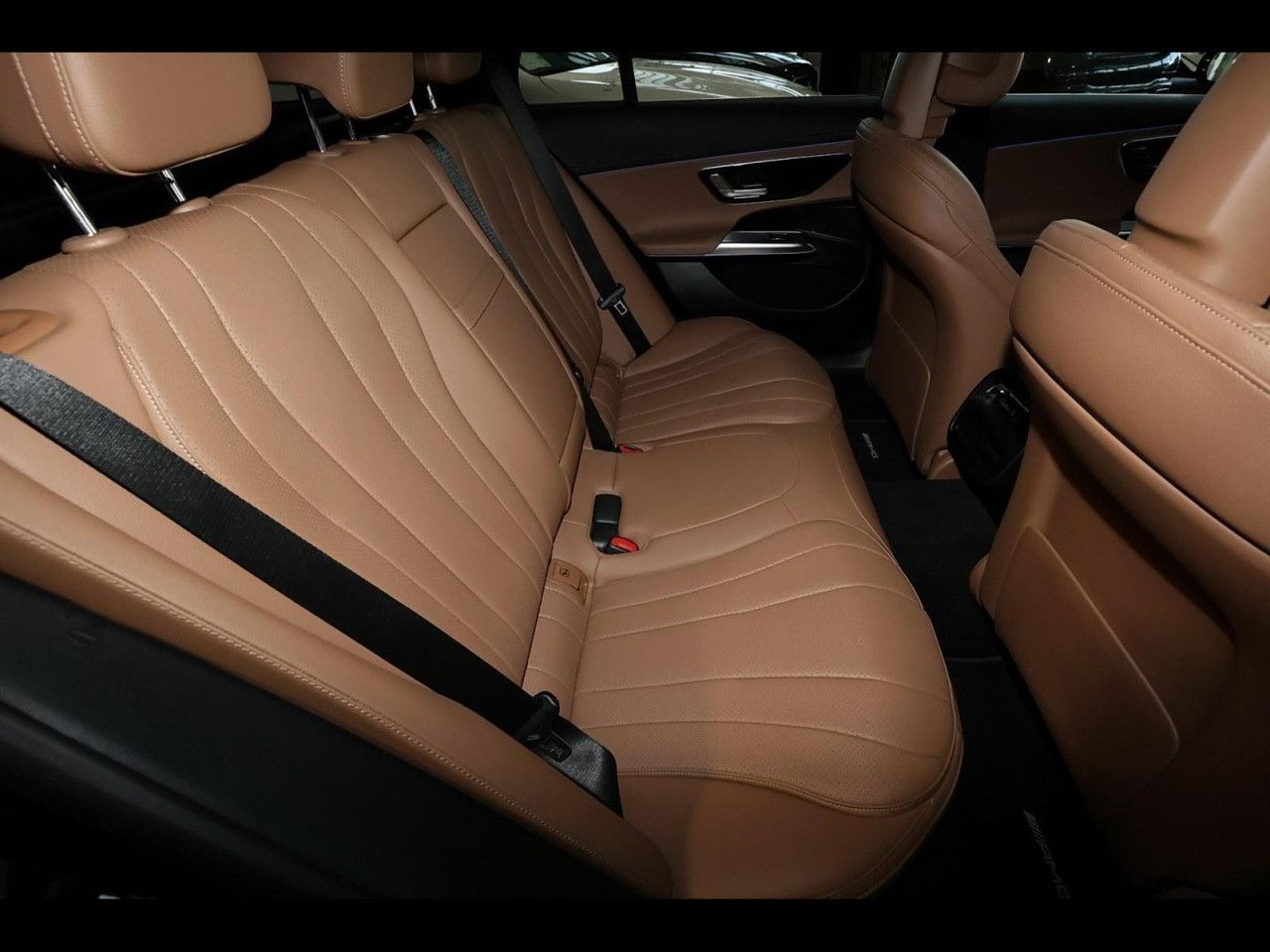 Mercedes-Benz E-Klasse – Bild 6