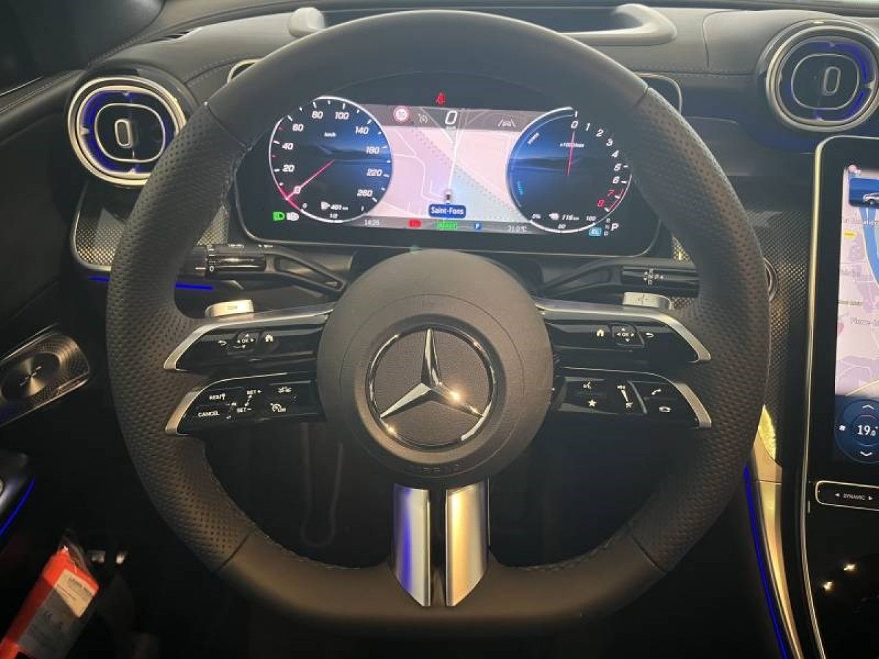 Photo du v&eacute;hicule 6 / 15