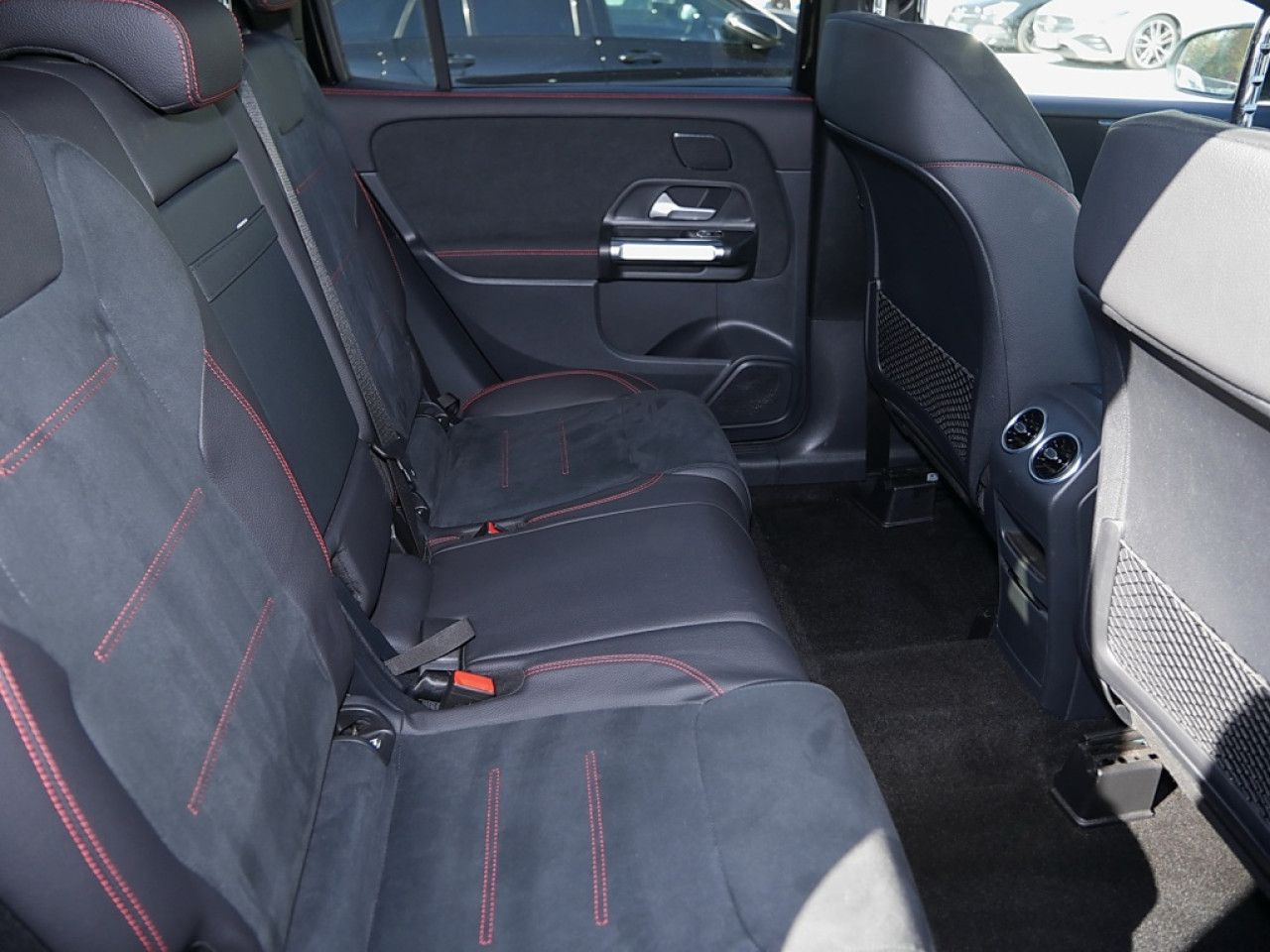 Mercedes-Benz GLB – Bild 6