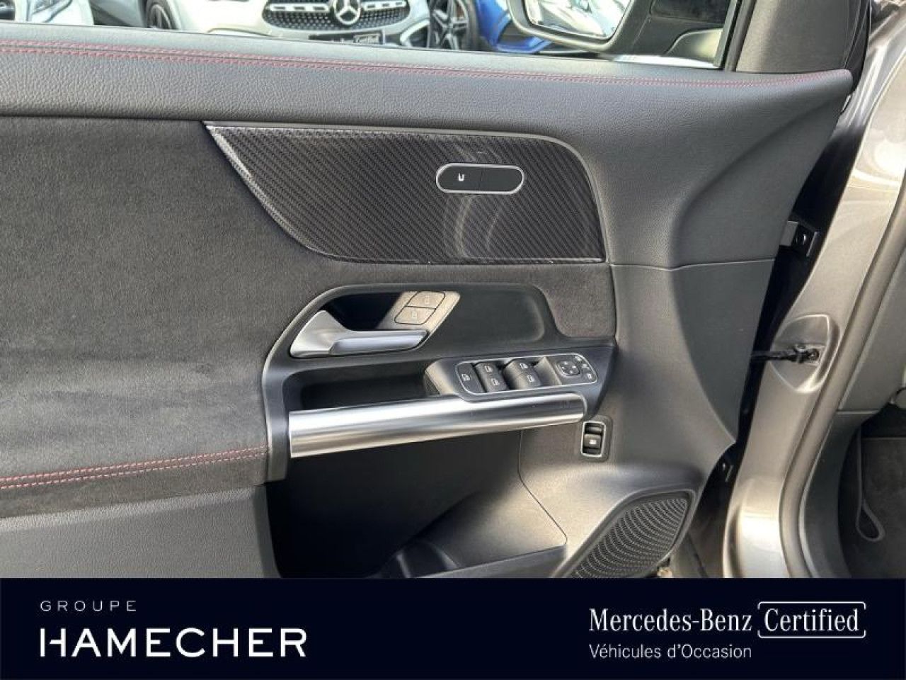 Photo du v&eacute;hicule 15 / 18