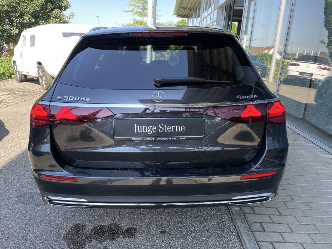Mercedes-Benz E-Klasse – Bild 26