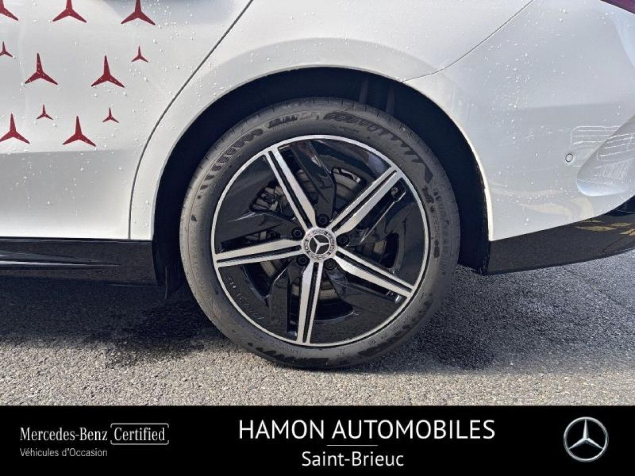 Photo du v&eacute;hicule 14 / 18