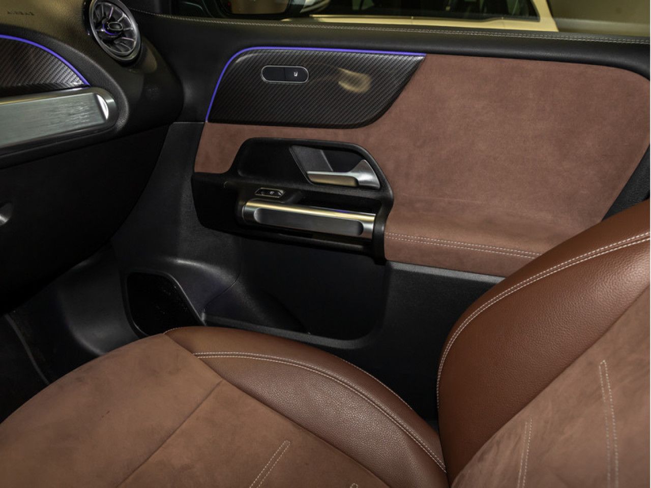 Mercedes-Benz GLB – Bild 16