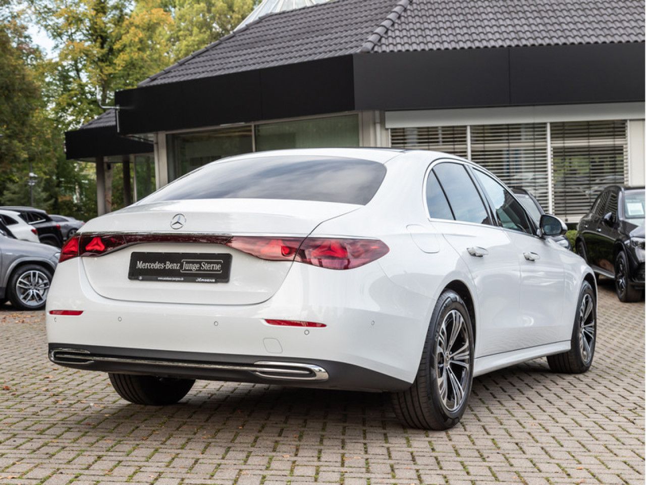 Mercedes-Benz E-Klasse – Bild 3