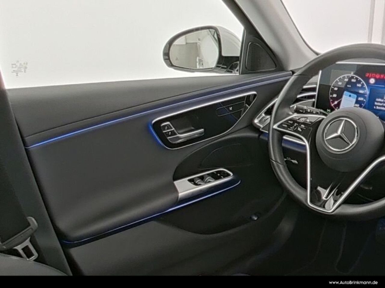 Mercedes-Benz E-Klasse – Bild 9