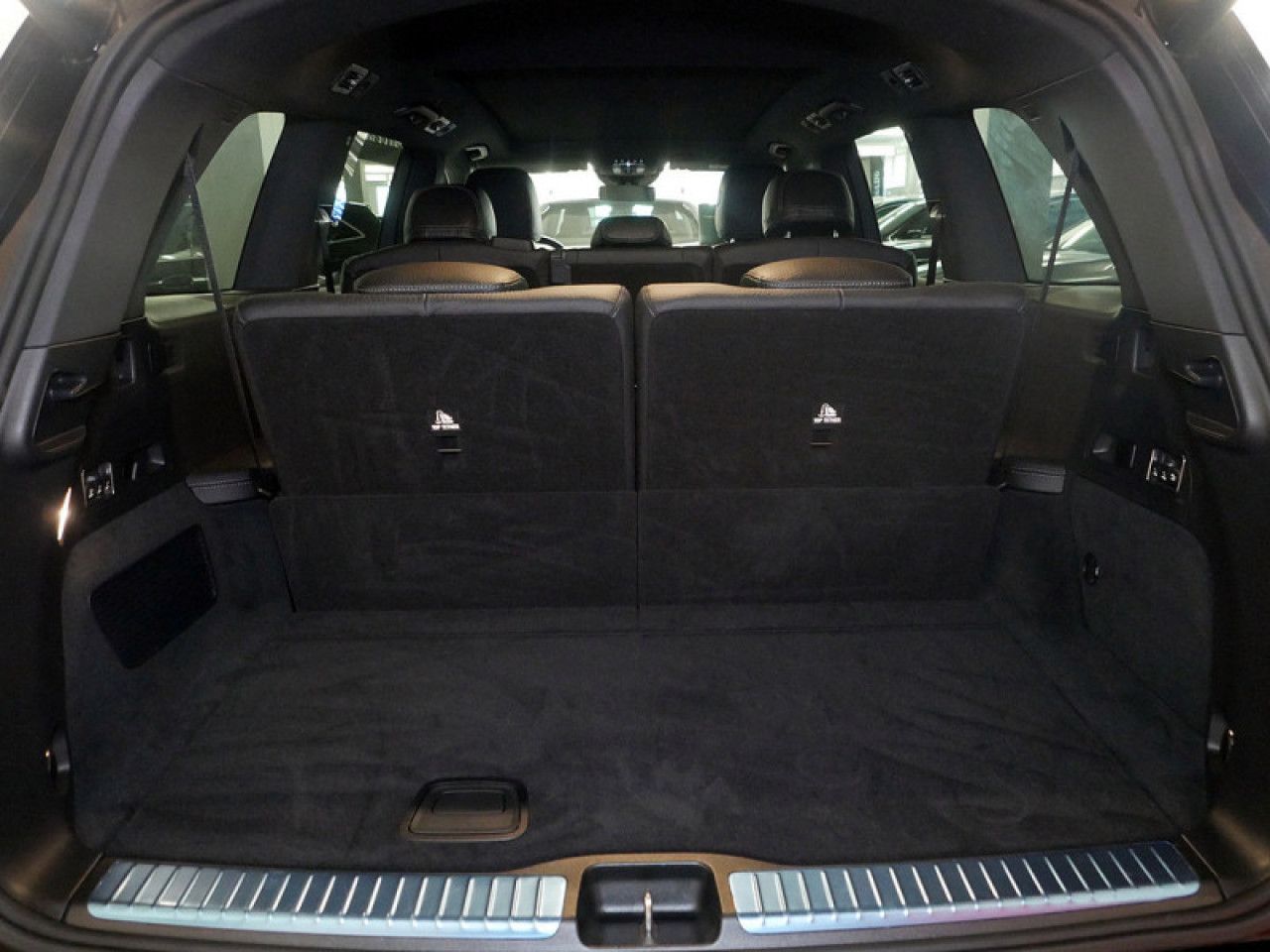 Mercedes-Benz GLS – Bild 11
