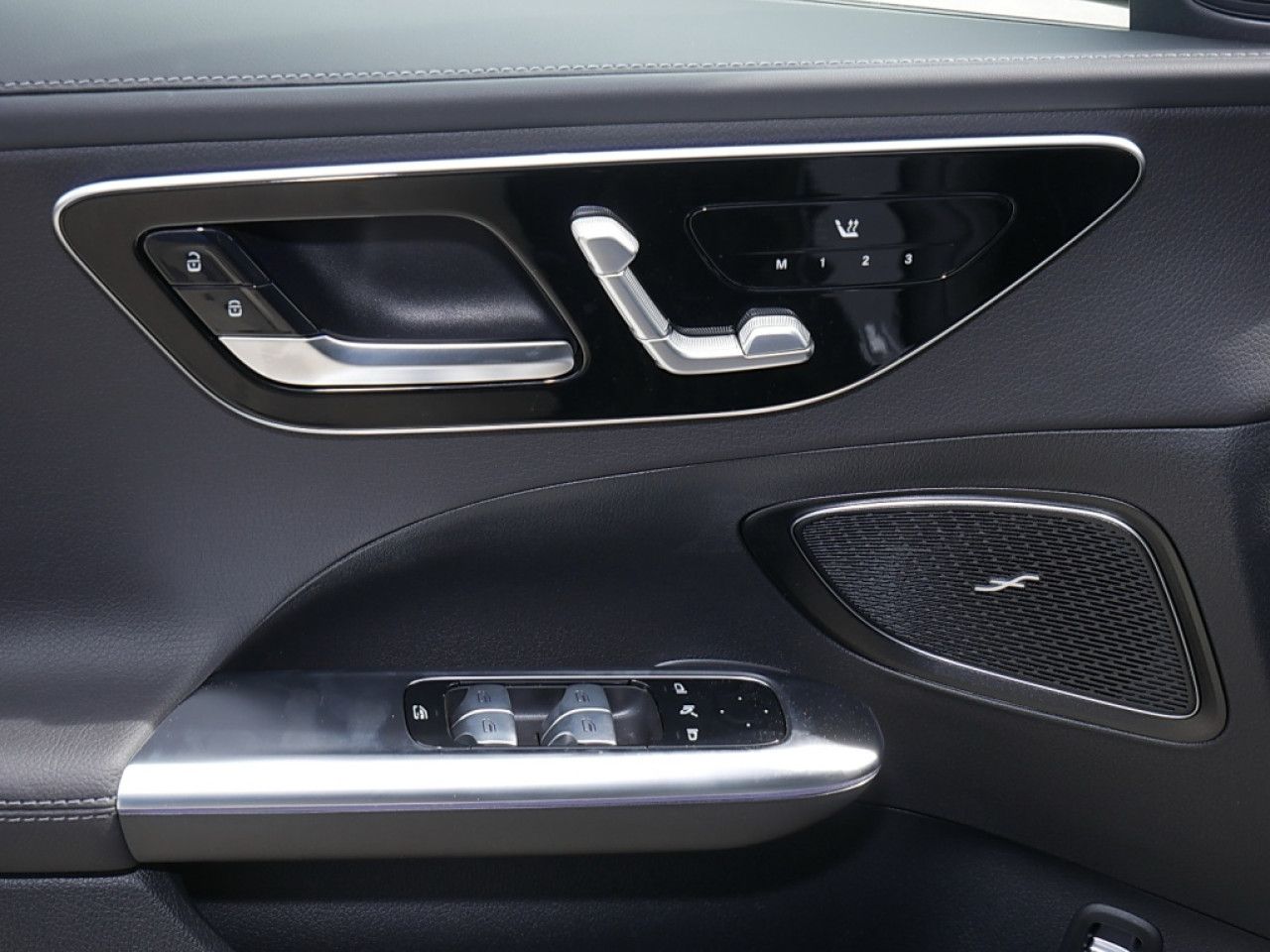 Mercedes-Benz C-Klasse – Bild 9
