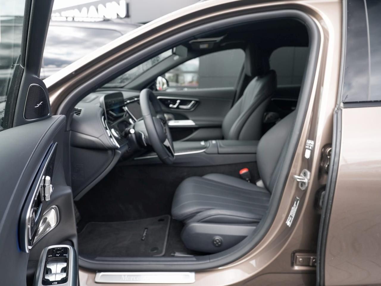 Mercedes-Benz E-Klasse – Bild 6