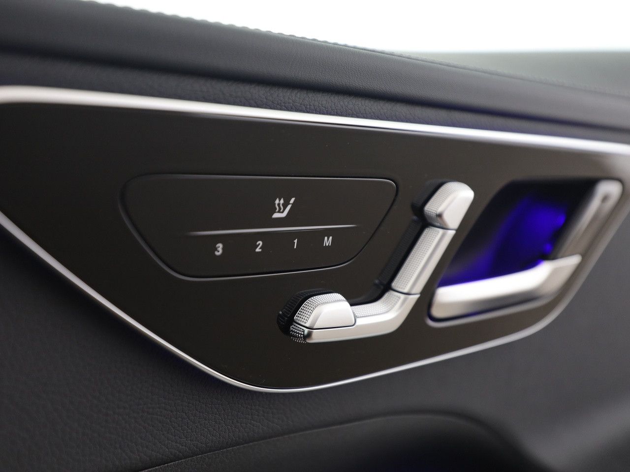 Mercedes-Benz C-Klasse – Bild 18