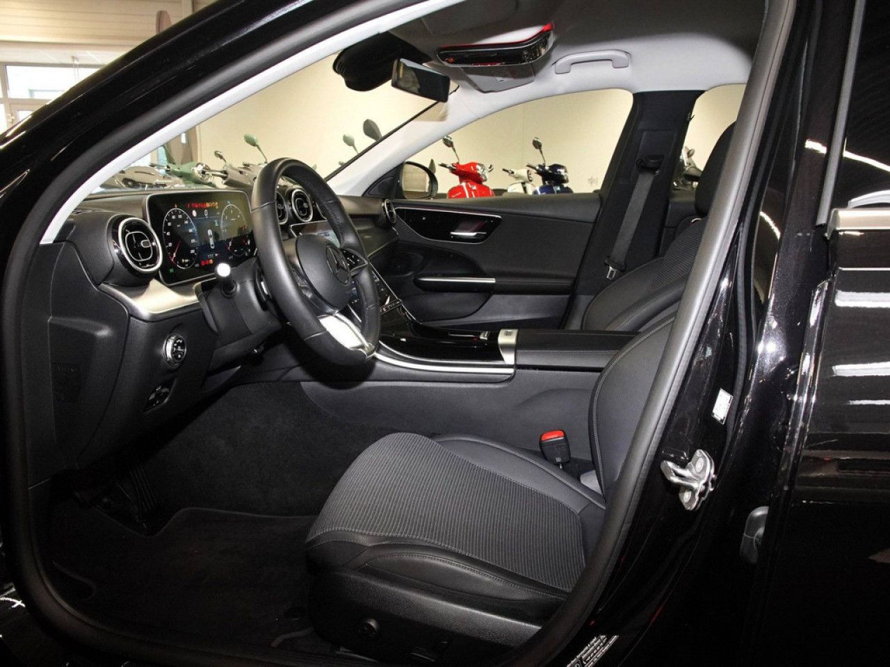 Mercedes-Benz C-Klasse – Bild 11
