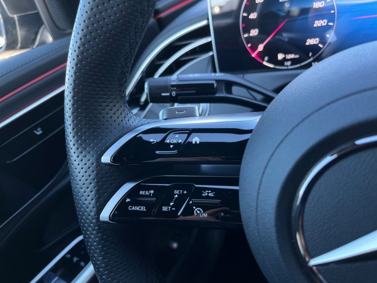 Mercedes-Benz E-Klasse – Bild 19