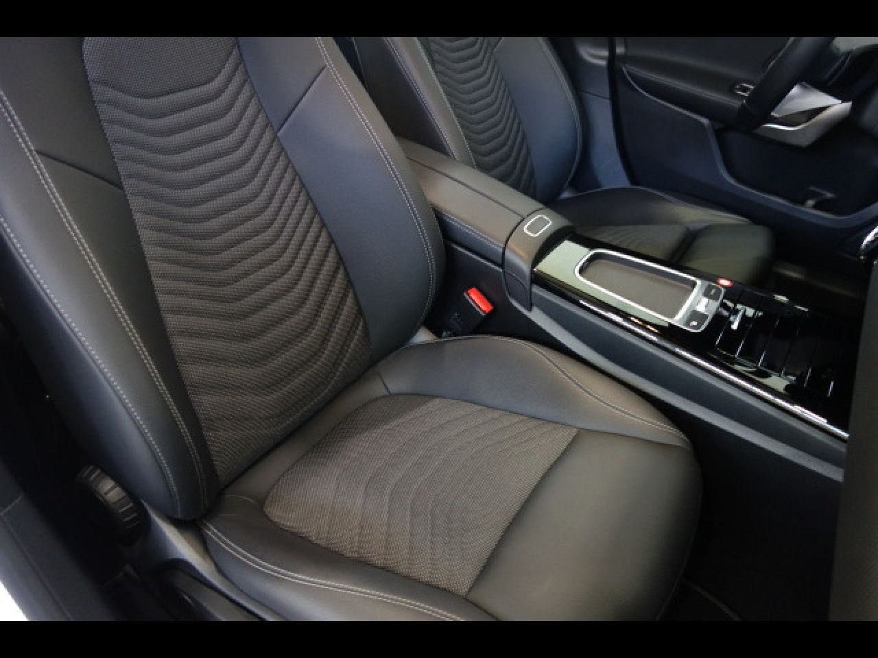 Fahrzeugbild 10 / 15