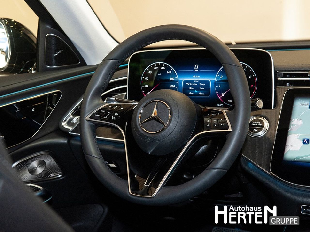 Mercedes-Benz E-Klasse – Bild 9