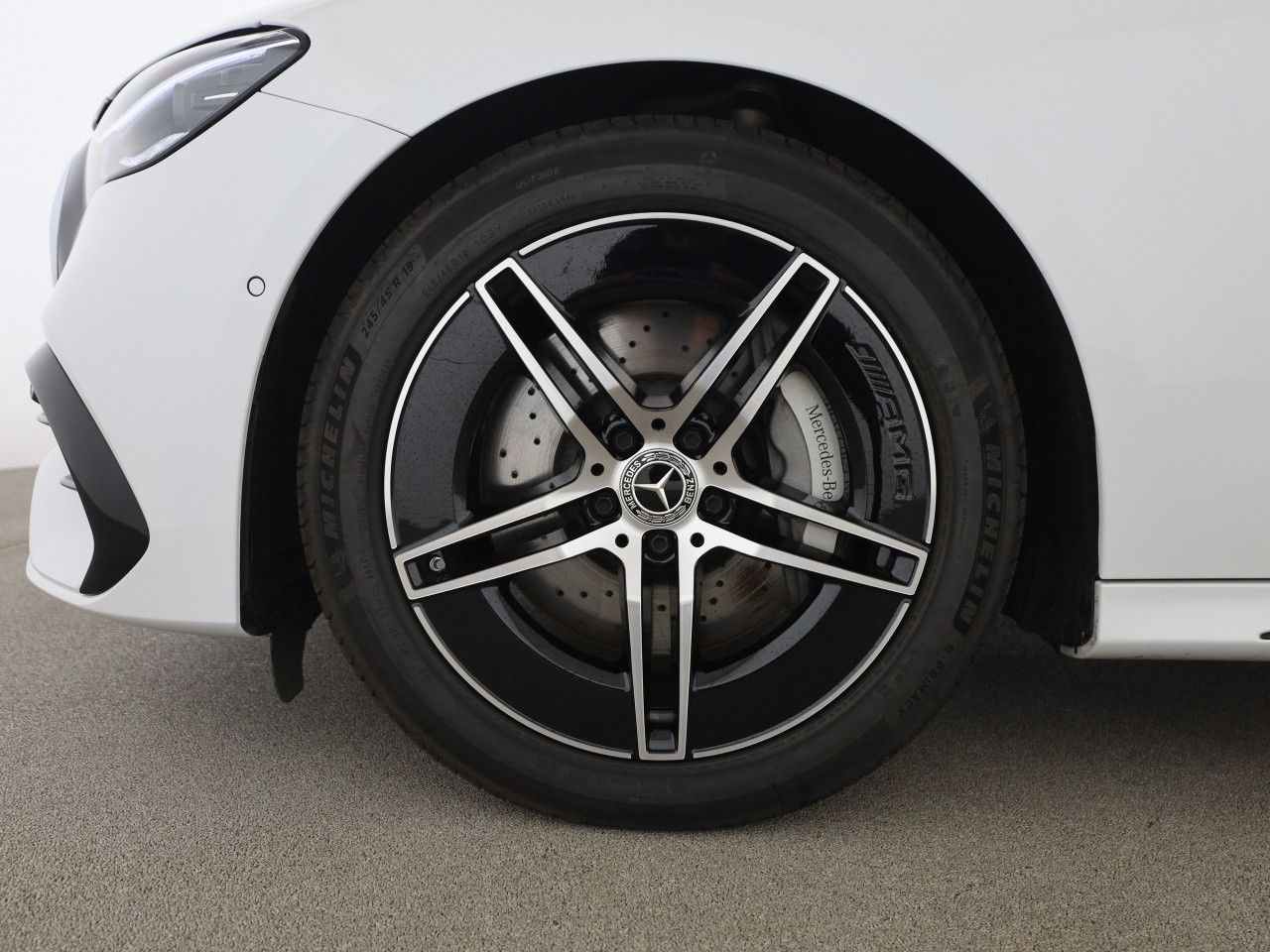 Mercedes-Benz E-Klasse – Bild 16