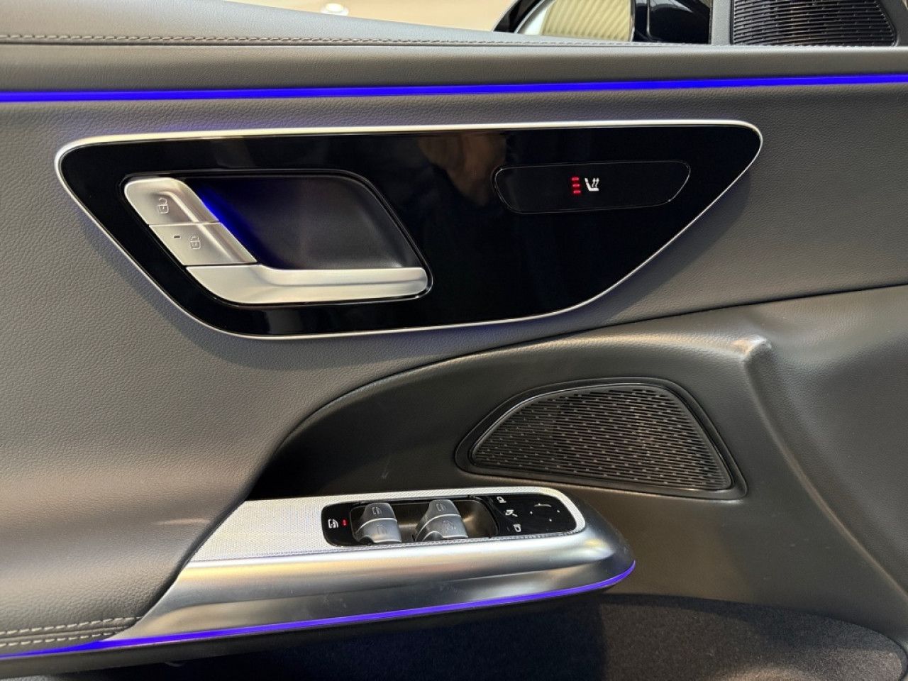 Mercedes-Benz E-Klasse – Bild 6