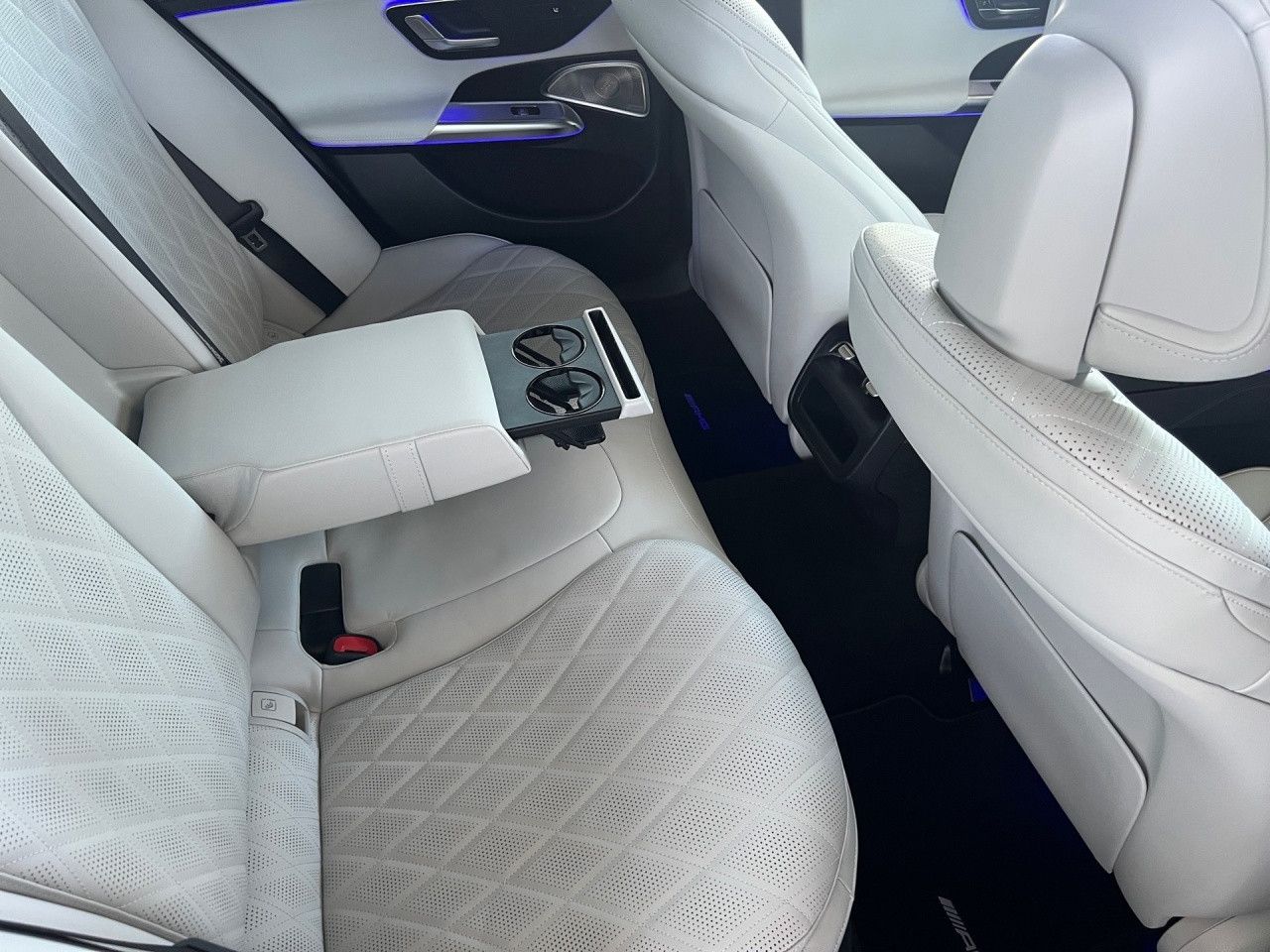 Mercedes-Benz E-Klasse – Bild 29