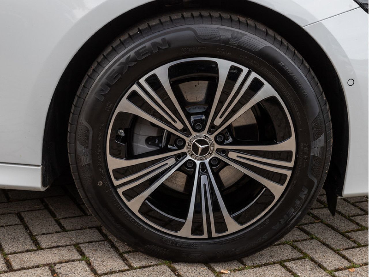 Mercedes-Benz E-Klasse – Bild 6