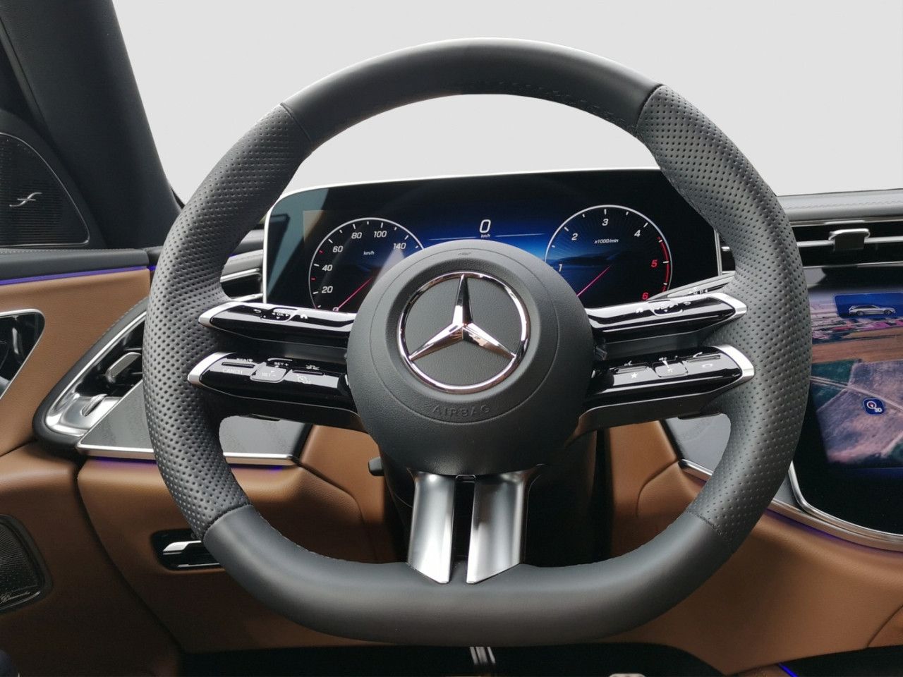 Mercedes-Benz E-Klasse – Bild 10
