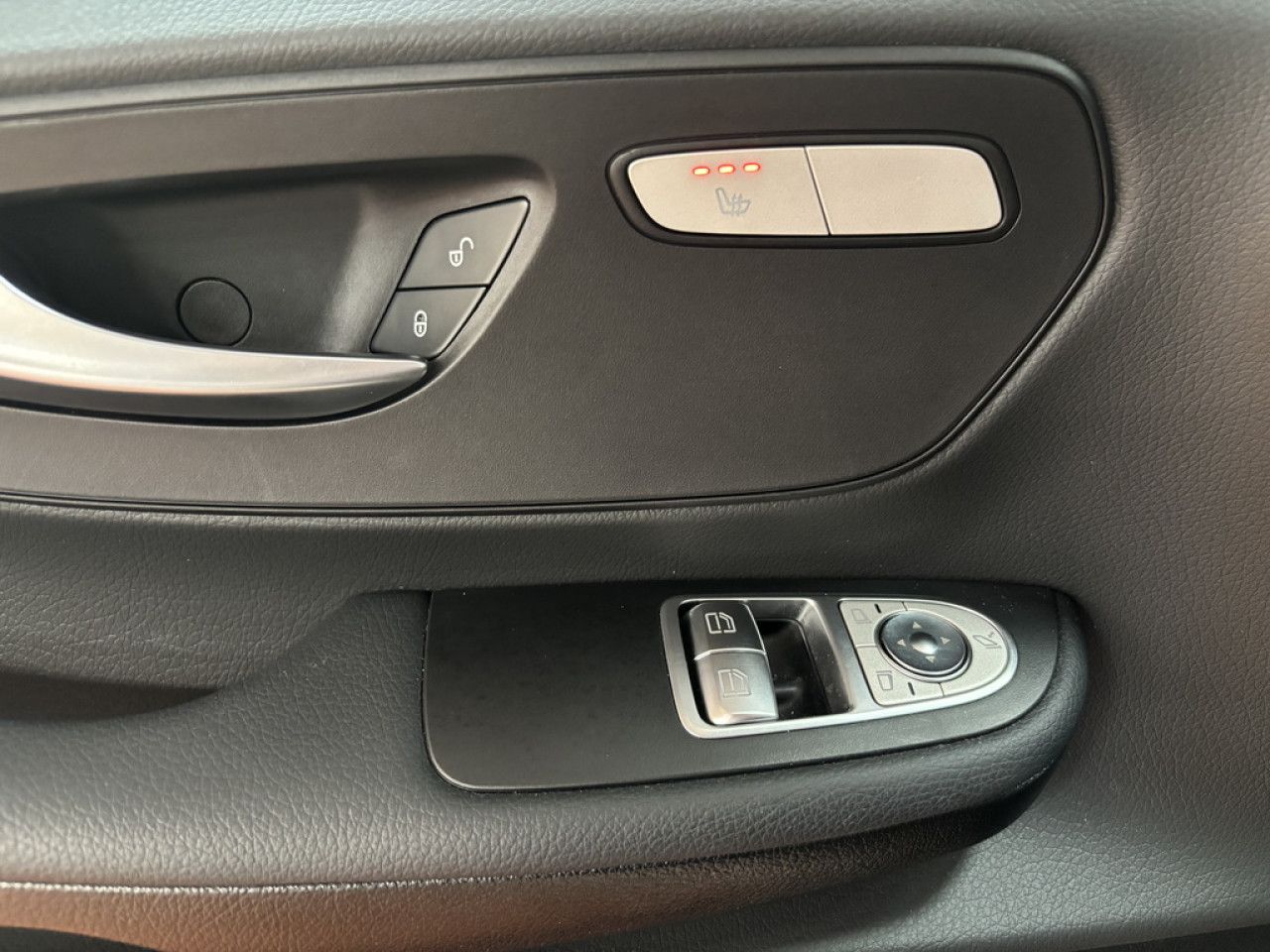 Fahrzeugbild 18 / 29