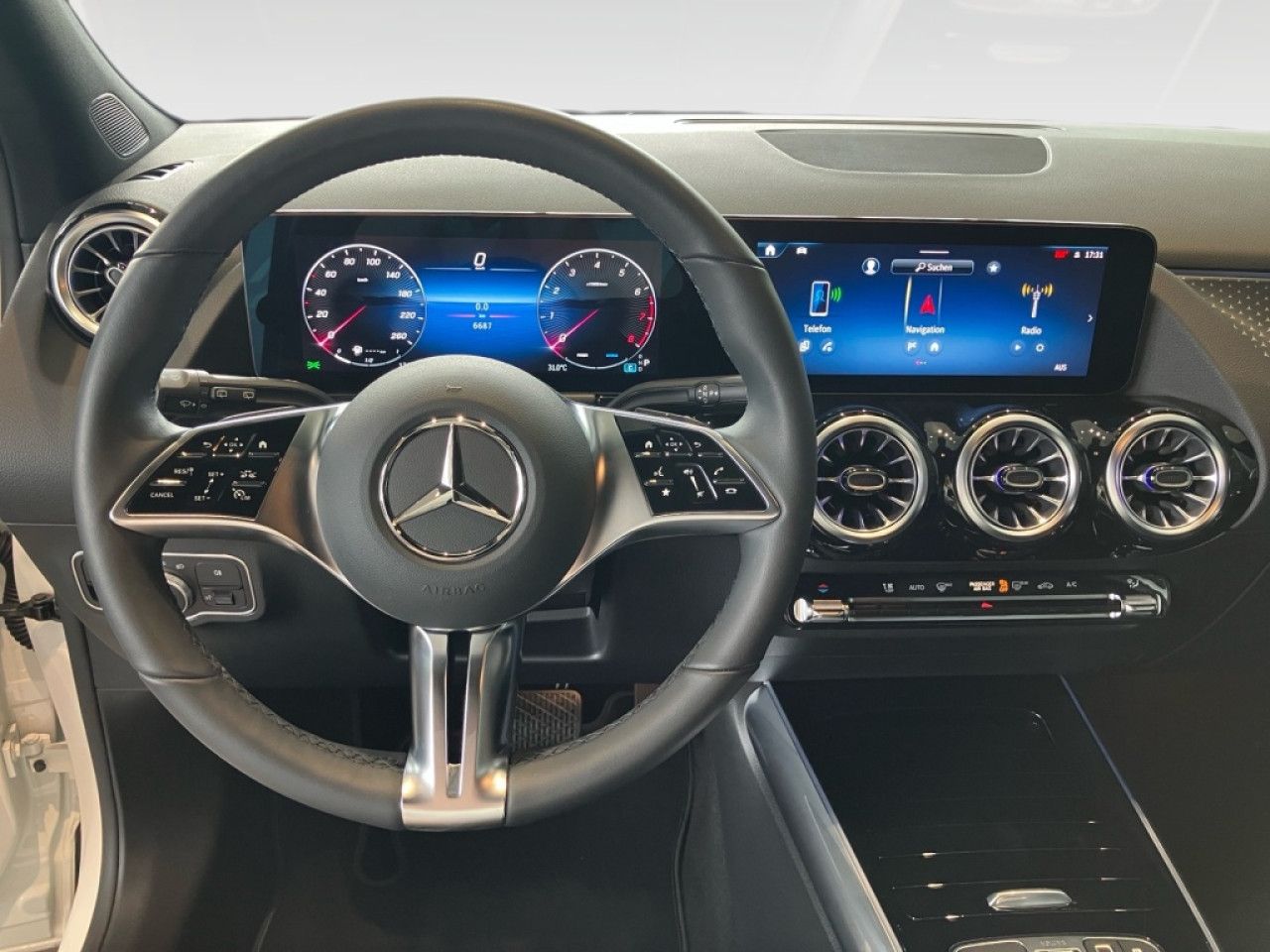 Mercedes-Benz GLA – Bild 11