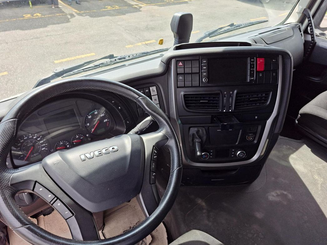 IVECO | AS440S46