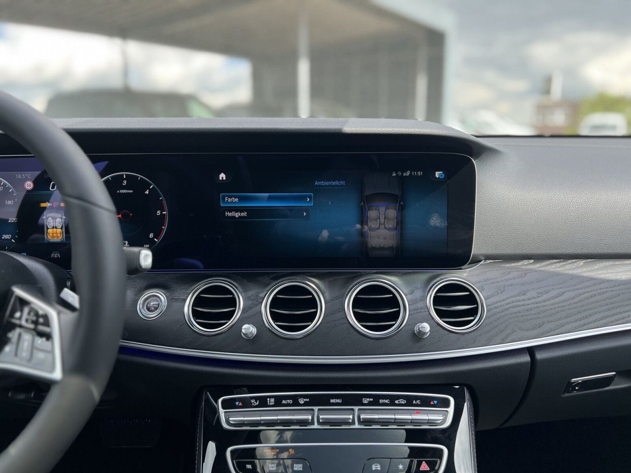 Mercedes-Benz E-Klasse – Bild 26
