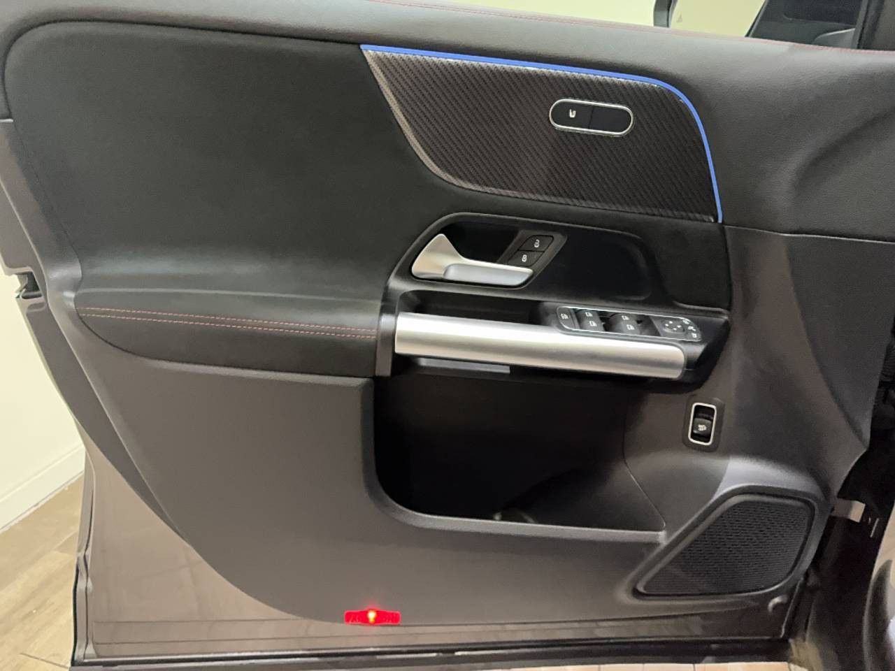 Photo du véhicule 16 / 18