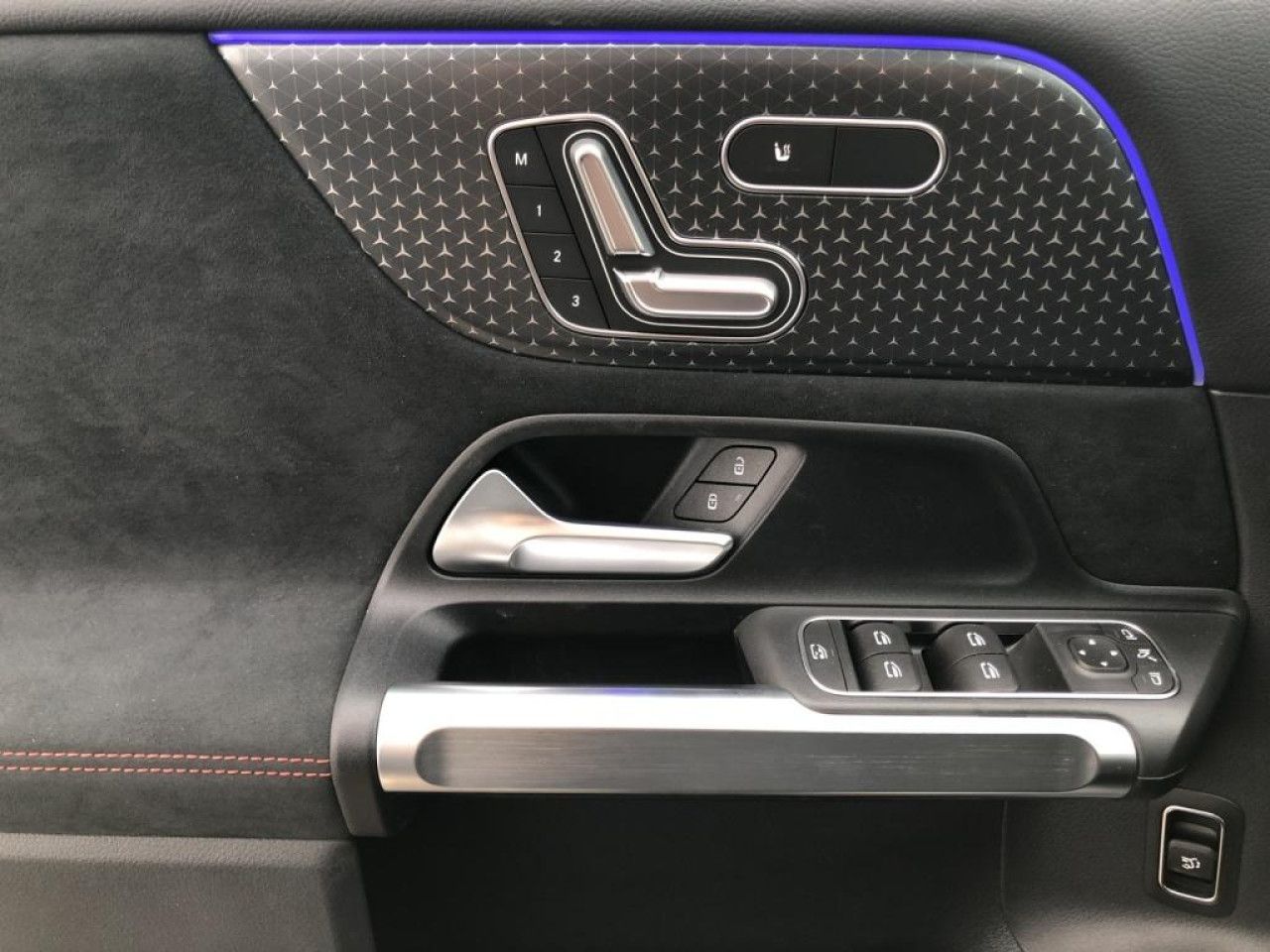 Mercedes-Benz GLB – Bild 15