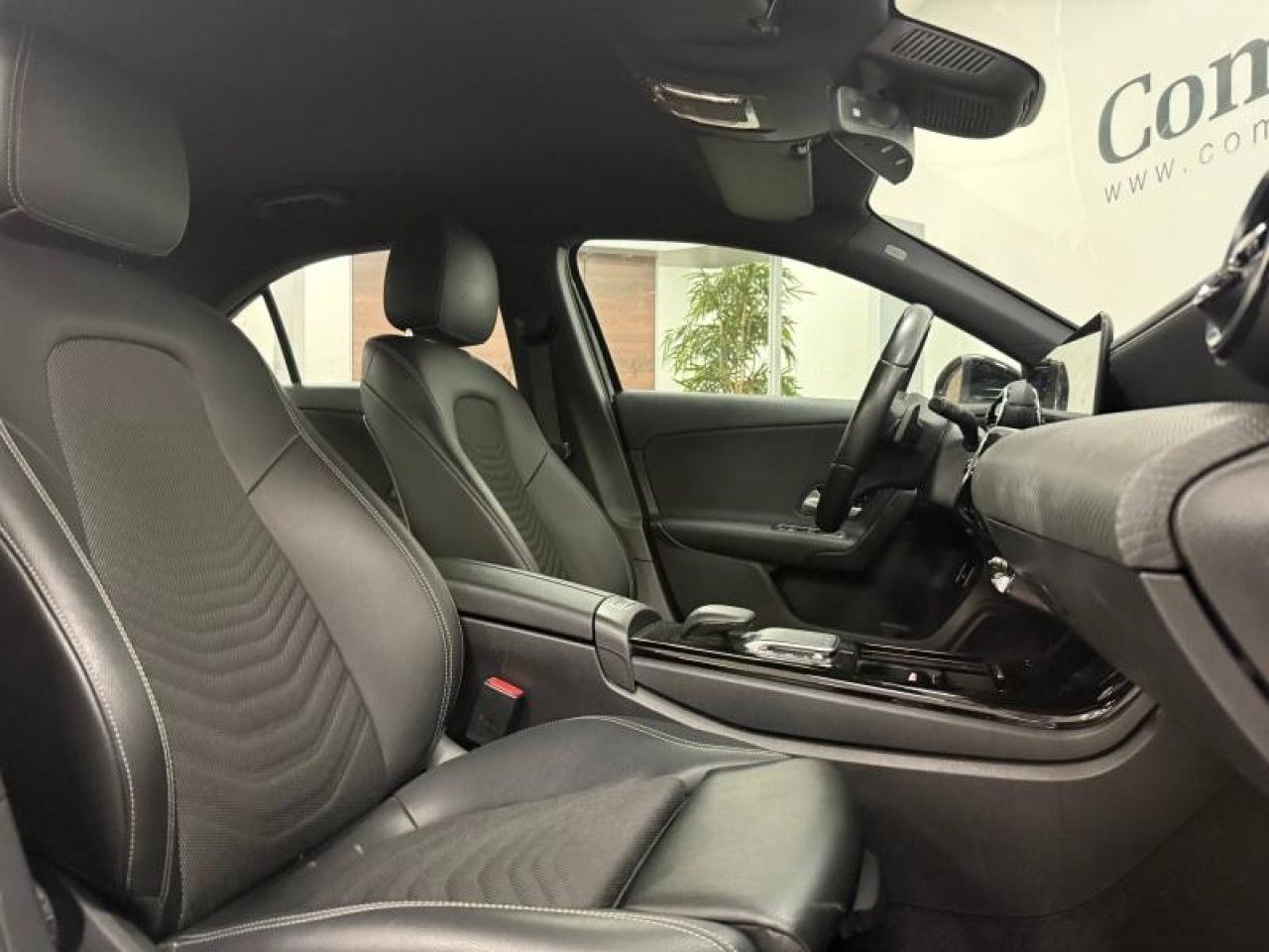 Photo du v&eacute;hicule 7 / 12