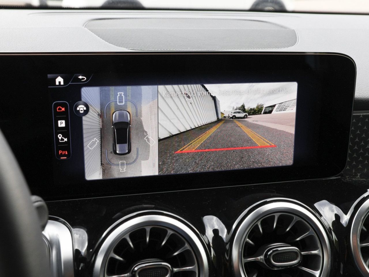 Mercedes-Benz EQB – Bild 17