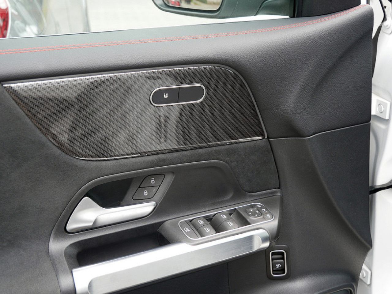 Mercedes-Benz GLB – Bild 14