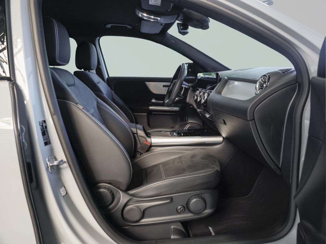 Mercedes-Benz GLA – Bild 2