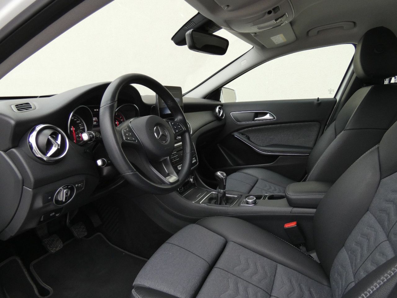 Fahrzeugbild 14 / 30