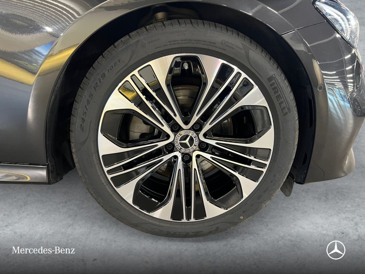 Mercedes-Benz E-Klasse – Bild 2