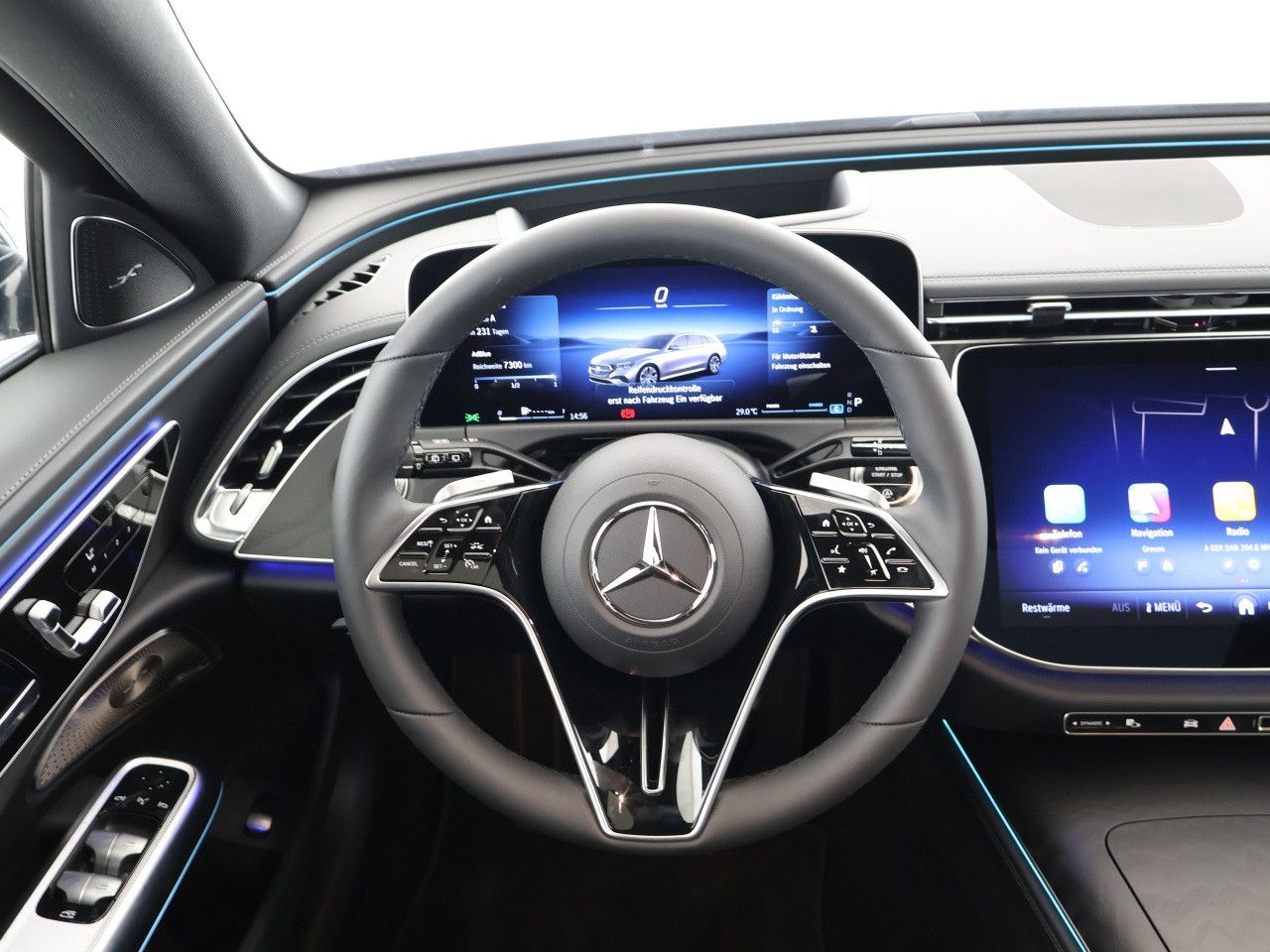 Mercedes-Benz E-Klasse – Bild 11