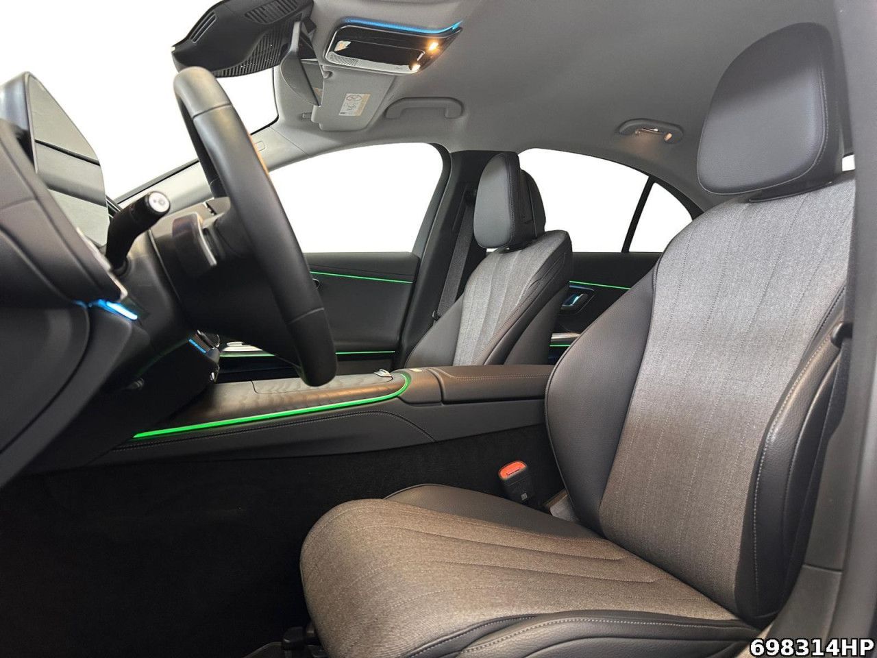 Mercedes-Benz E-Klasse – Bild 10
