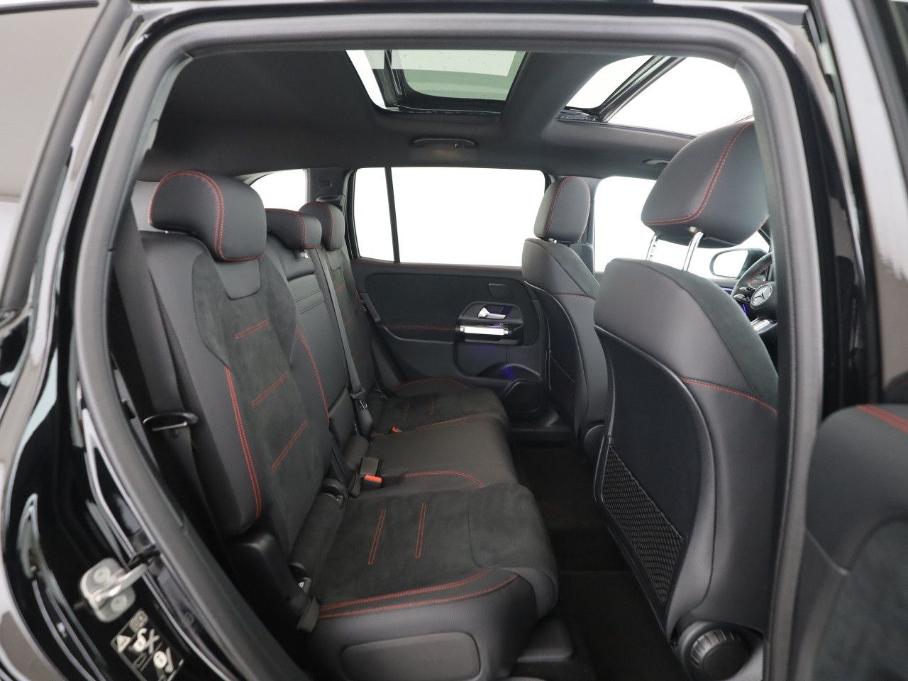 Mercedes-Benz GLB – Bild 14
