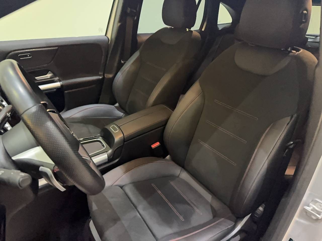 Photo du véhicule 5 / 18