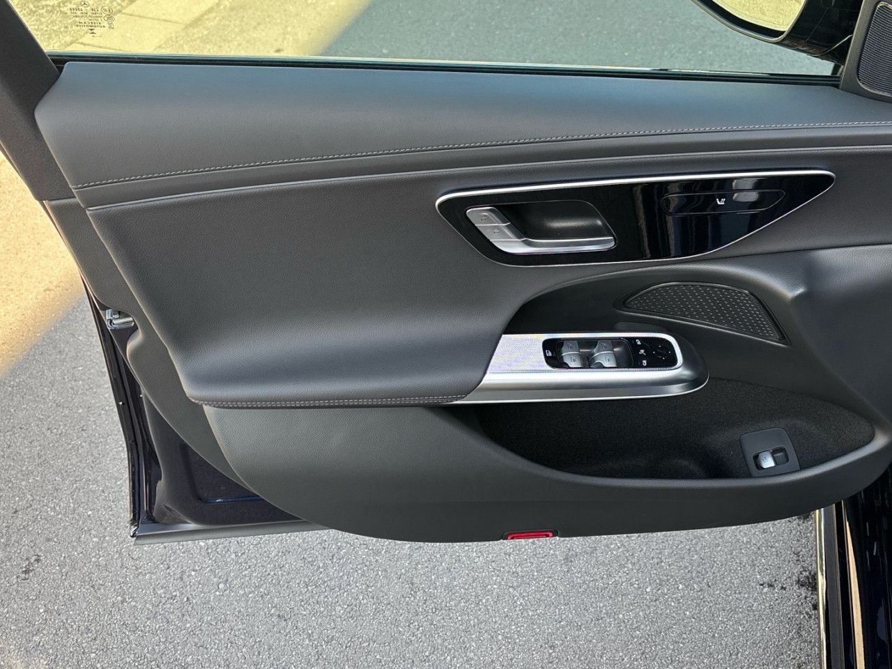 Mercedes-Benz E-Klasse – Bild 13