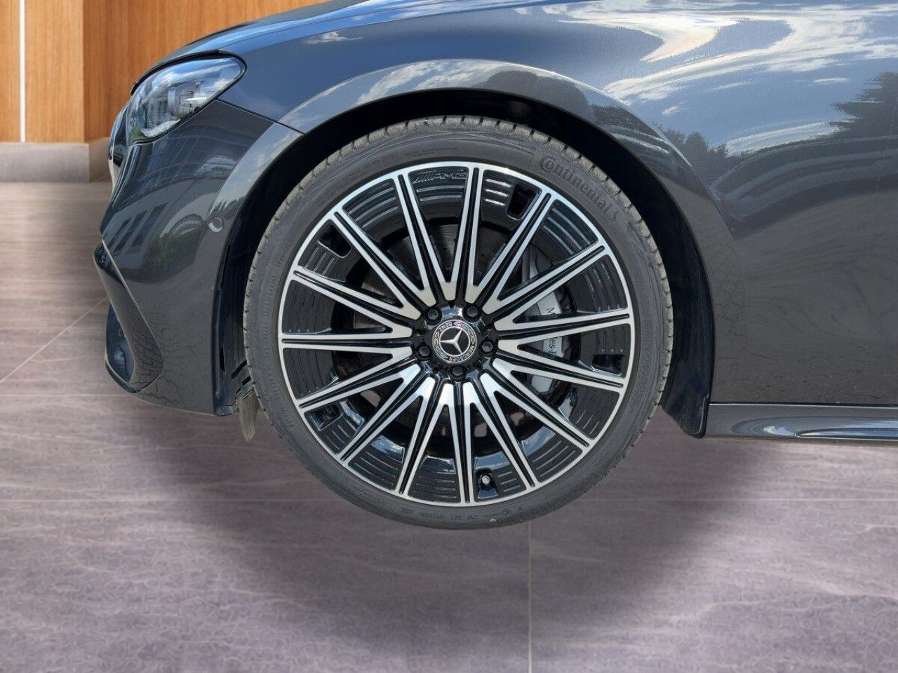 Mercedes-Benz E-Klasse – Bild 12