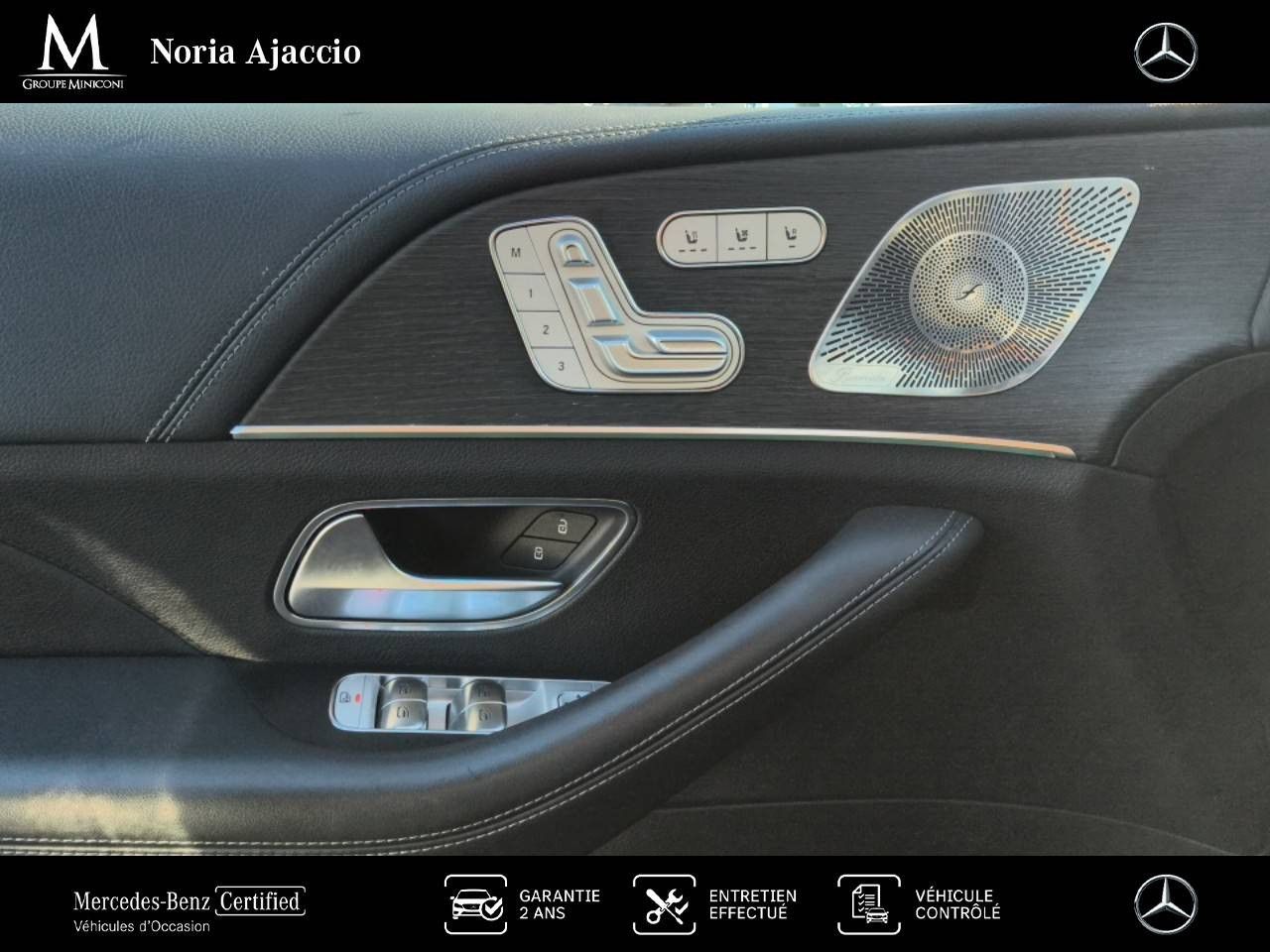 Photo du v&eacute;hicule 14 / 18