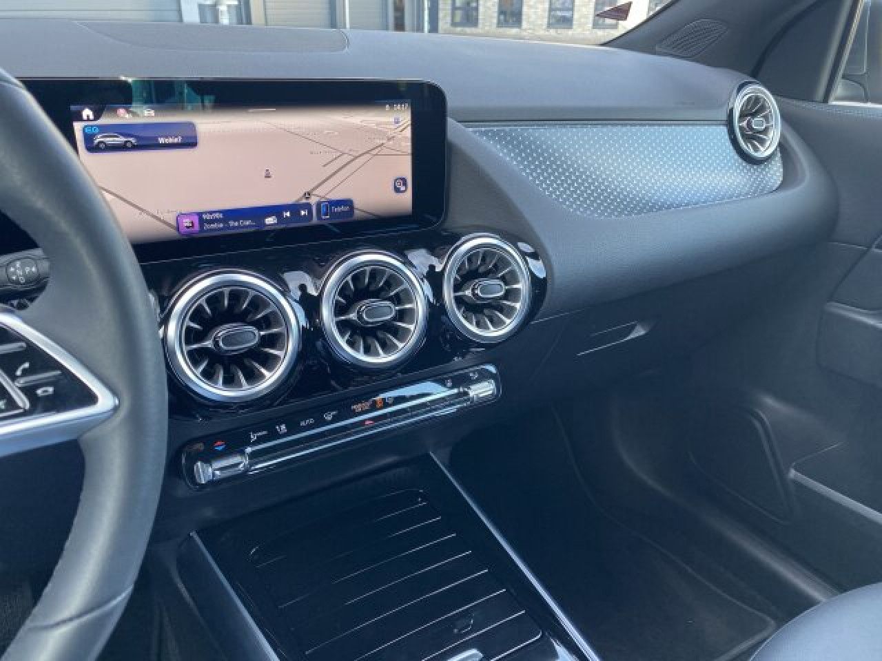 Fahrzeugbild 10 / 24