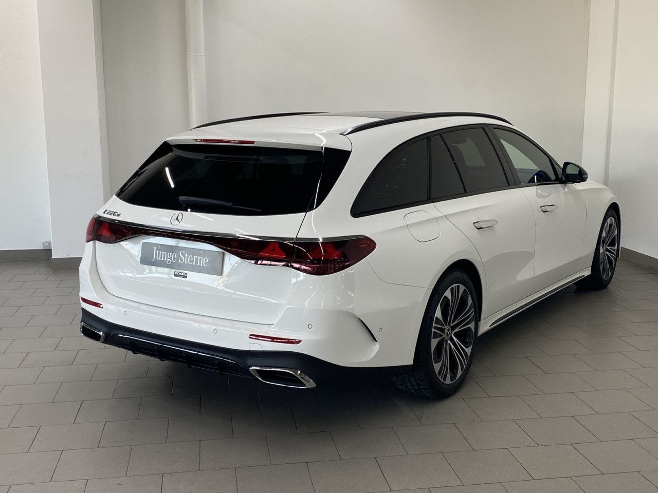 Mercedes-Benz E-Klasse – Bild 18