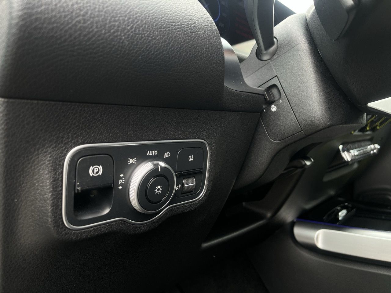 Mercedes-Benz E-Klasse – Bild 18