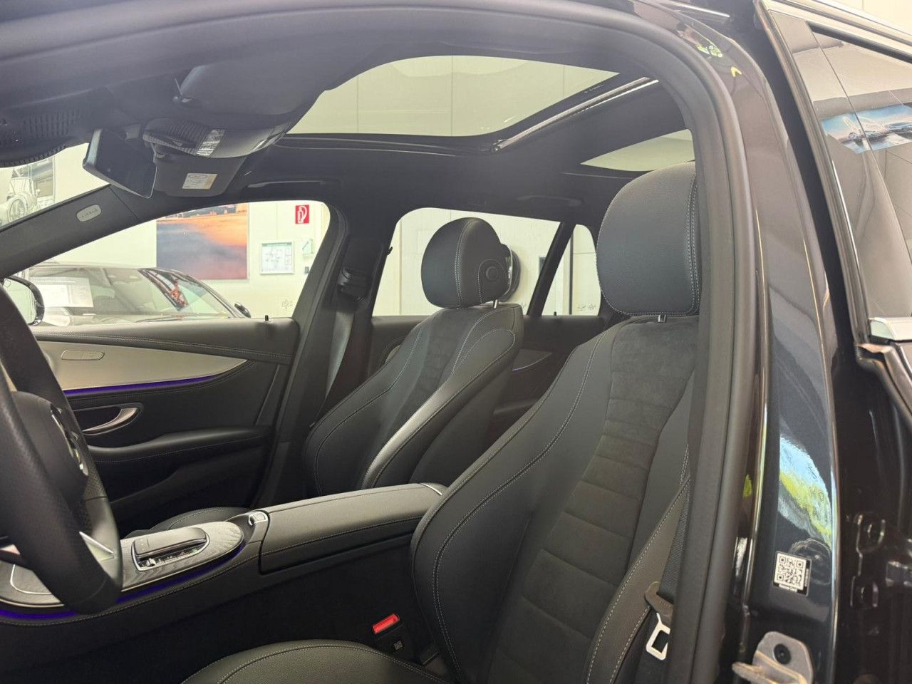 Mercedes-Benz E-Klasse – Bild 18